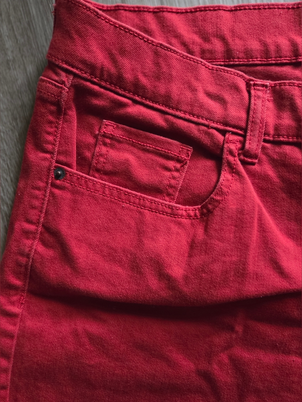 Old Navy Boyfriend Shorts - Picture 3 of 4